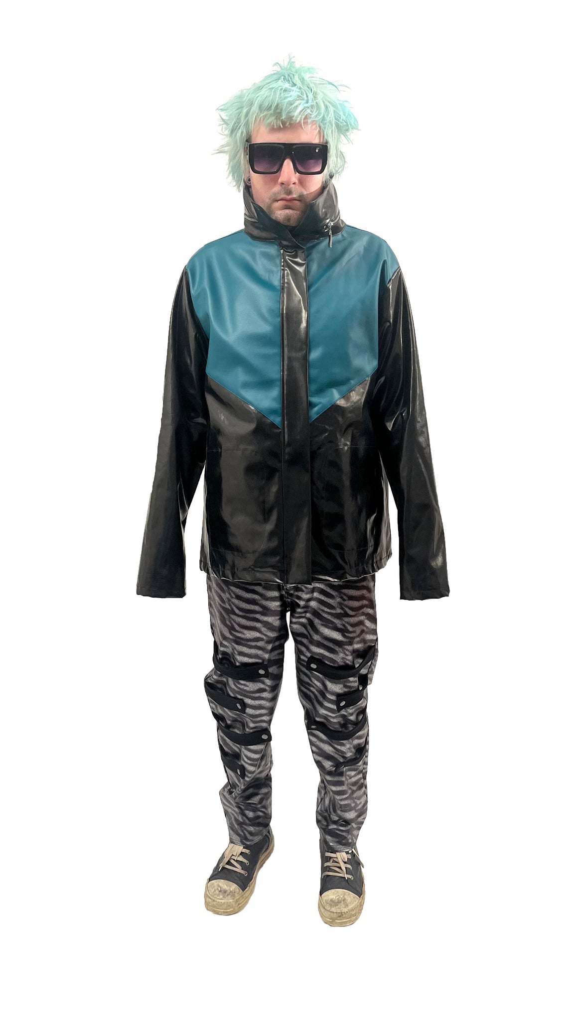 QUANTUM BLUE WINDBREAKER