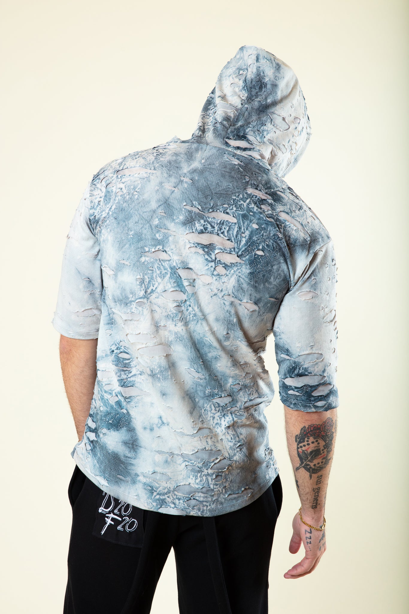 FROST SHIRT