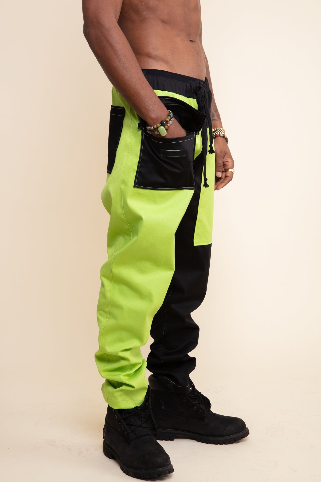 SPLIT GREEN PANT