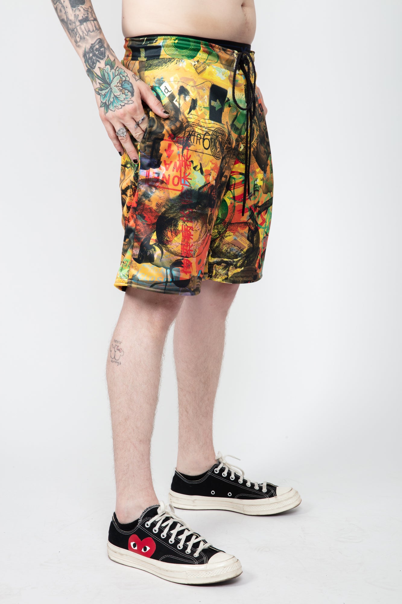 ILLUSION SHORTS